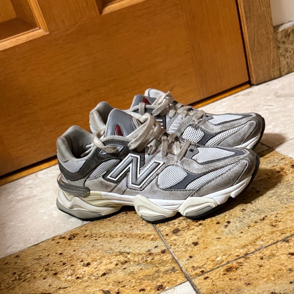 New Balance 9060 Shoes
